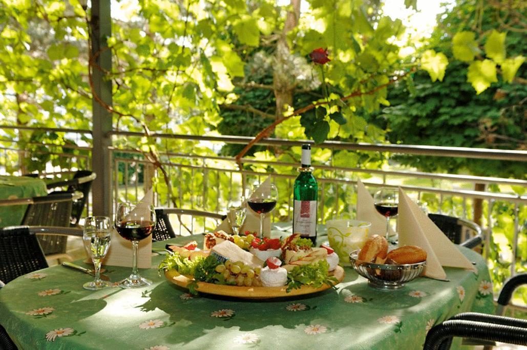 Eichenhof Hotel Gbr آيسلينغن المظهر الخارجي الصورة