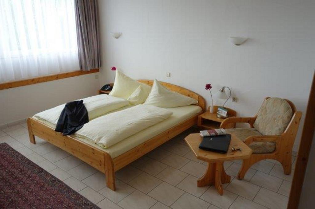 Eichenhof Hotel Gbr آيسلينغن المظهر الخارجي الصورة