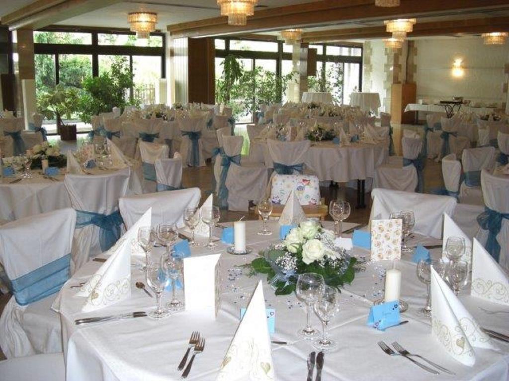 Eichenhof Hotel Gbr آيسلينغن المظهر الخارجي الصورة